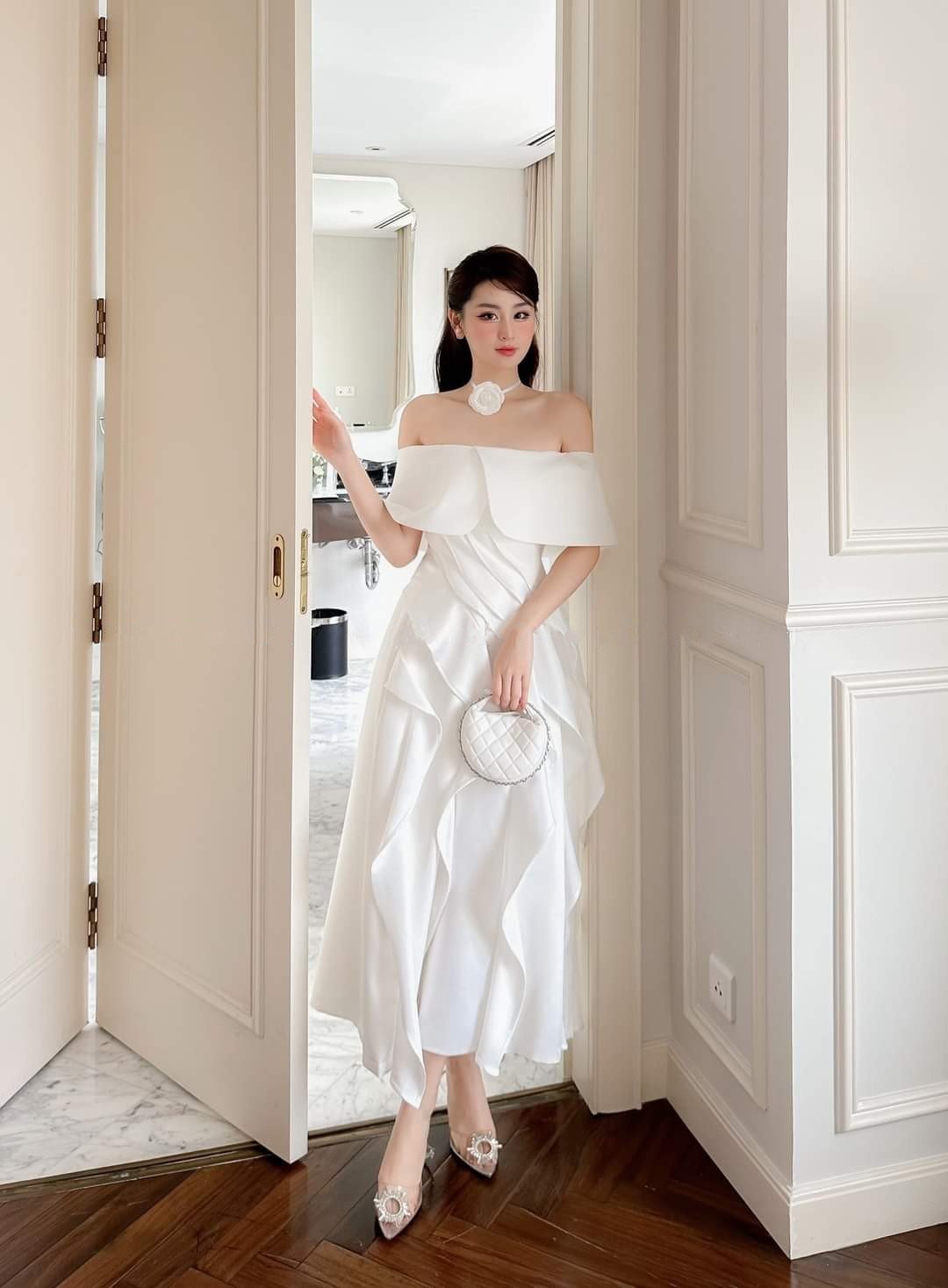 Đầm dự tiệc dáng xòe hở vai ngang phối bèo sang trọng Alvin Store 2942 (Đỏ)