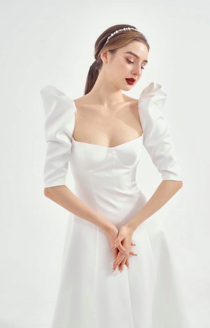 Đầm xoè kiểu cúp ngực cổ vuông tay phồng