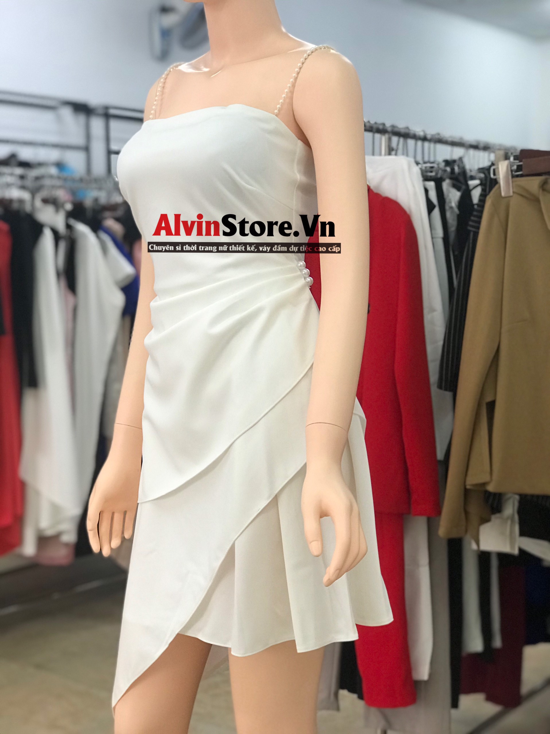 Đầm xòe kiểu hai dây cúp ngực xéo lai (Trắng)