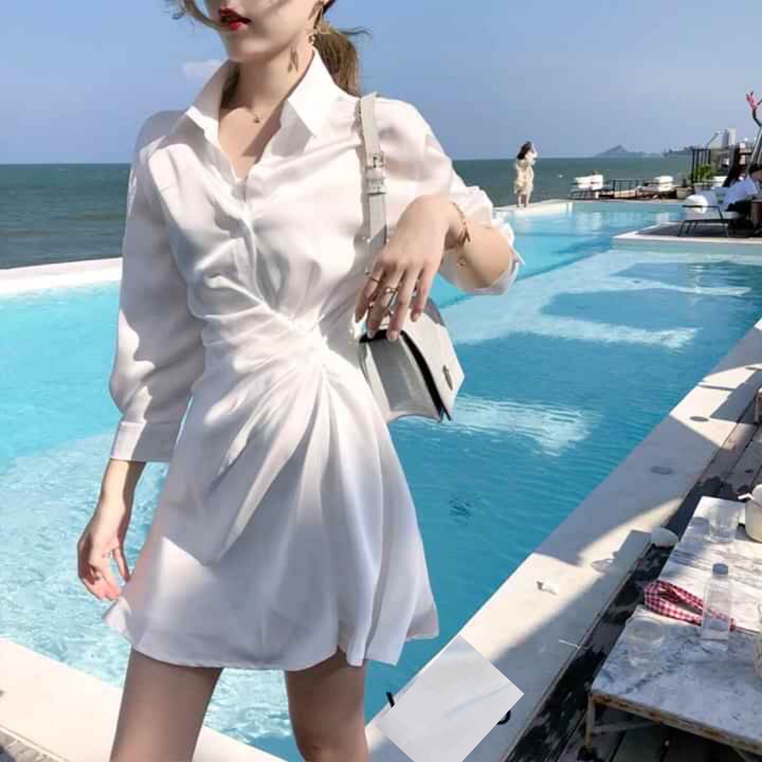 Đầm xòe kiểu sơ mi xắn tay hở ngực (Đen)