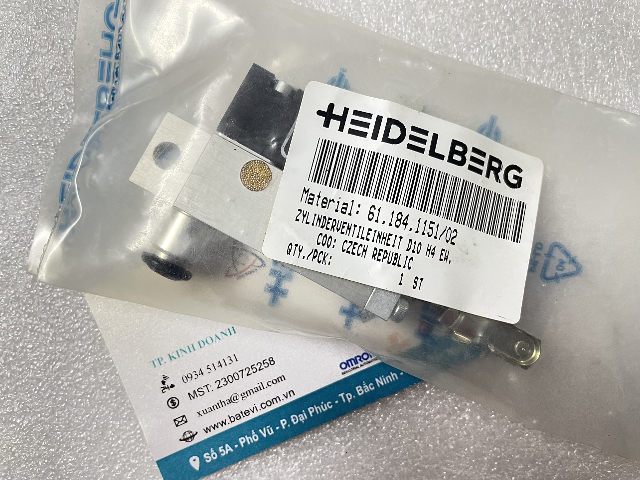 Xy lanh ép in 61.184.1151