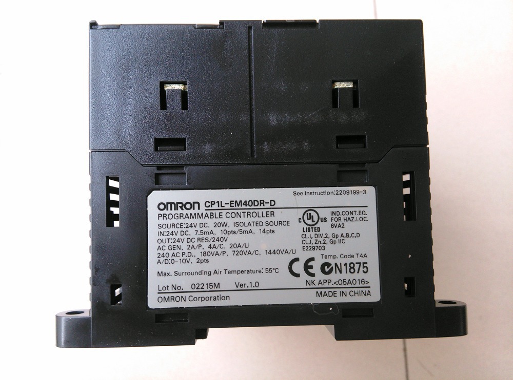 Bộ điều khiển CP1L-EM40DR-D