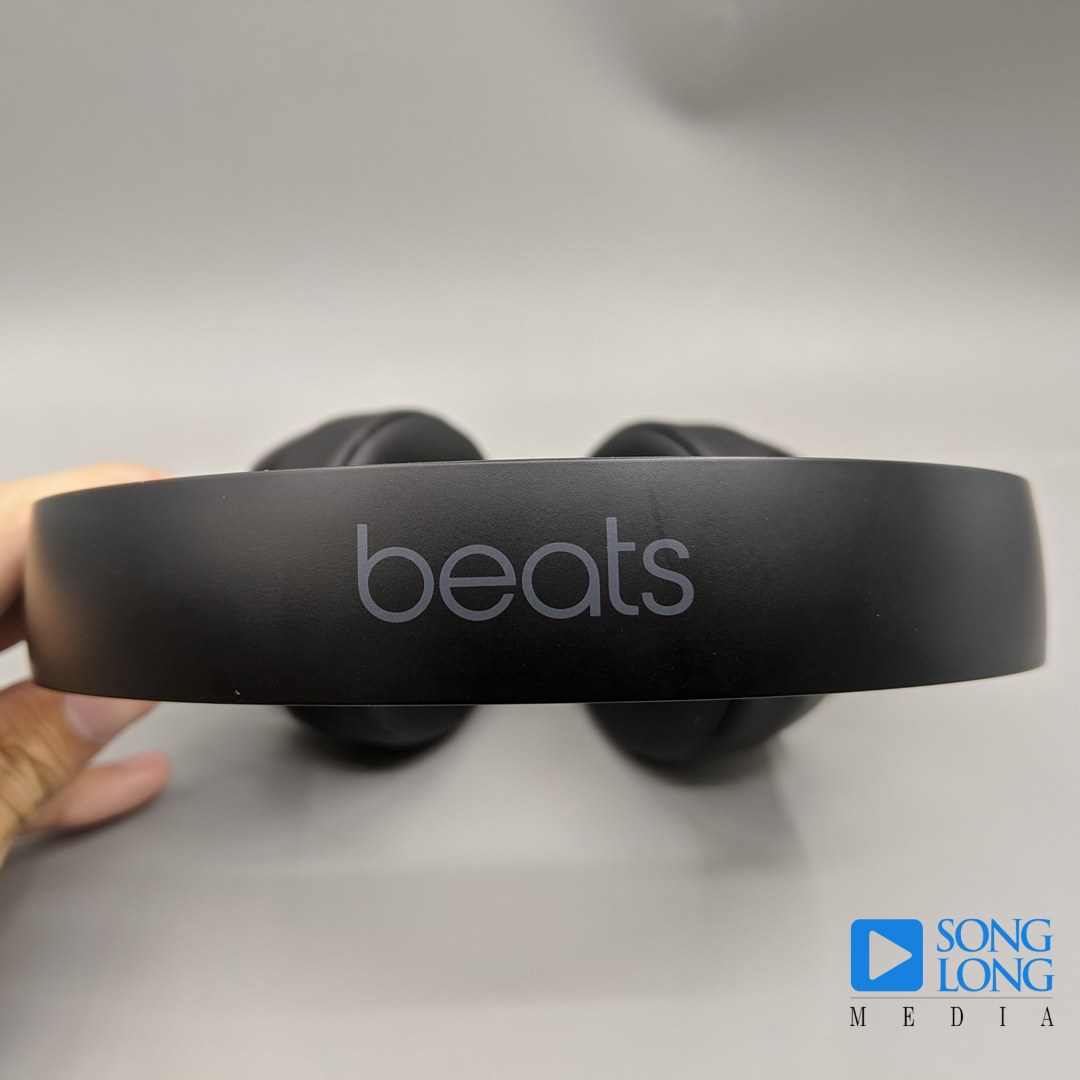 BEATS SOLO PRO (NOBOX)