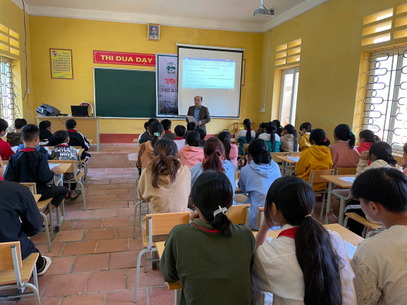 TUYÊN TRUYỀN, GIÁO DỤC MÔI TRƯỜNG VỚI CHỦ ĐỀ
