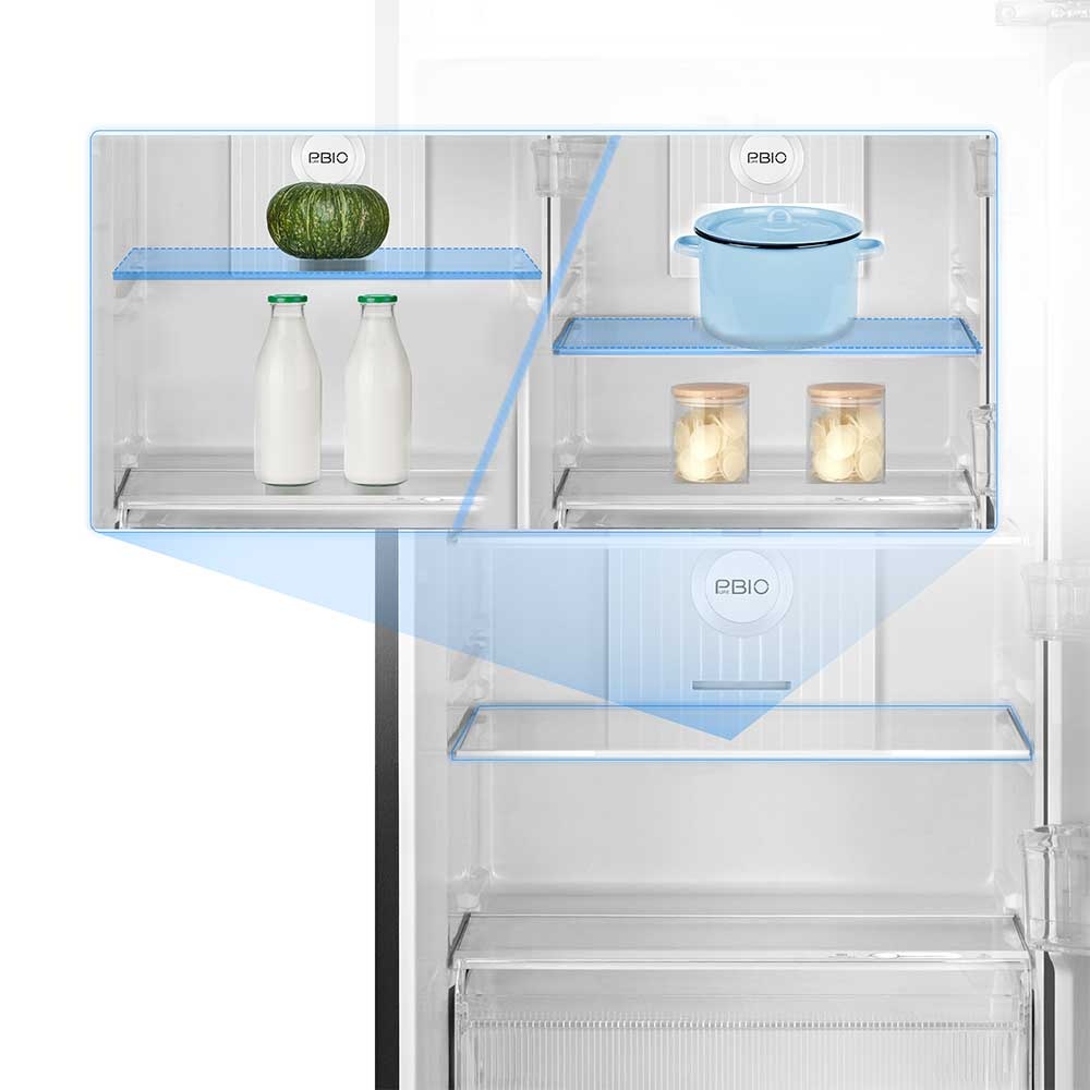 Kệ kính cường lực và không gian lưu trữ bên trong tủ