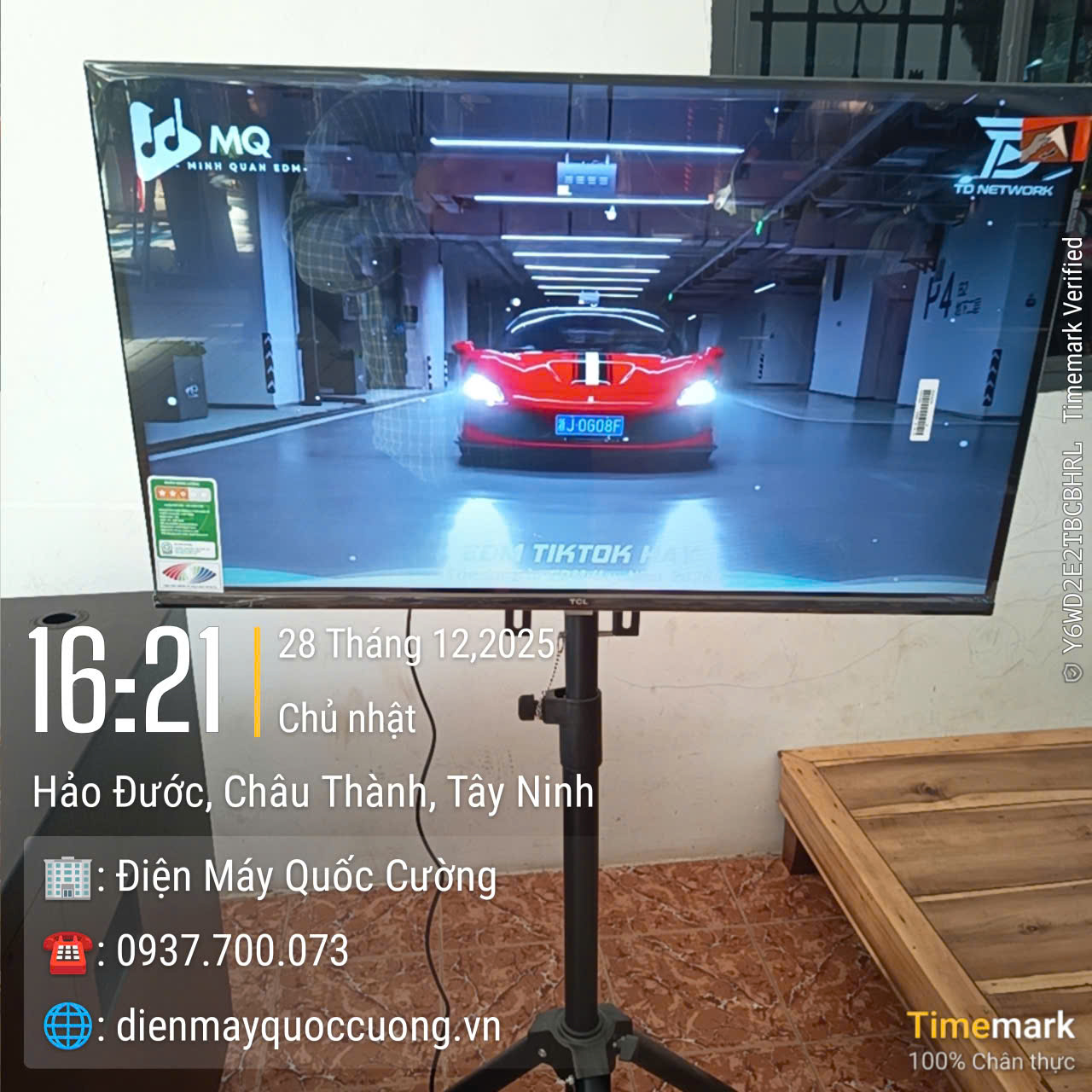 Google Tivi TCL QLED Full HD 32 Inch 32S5K