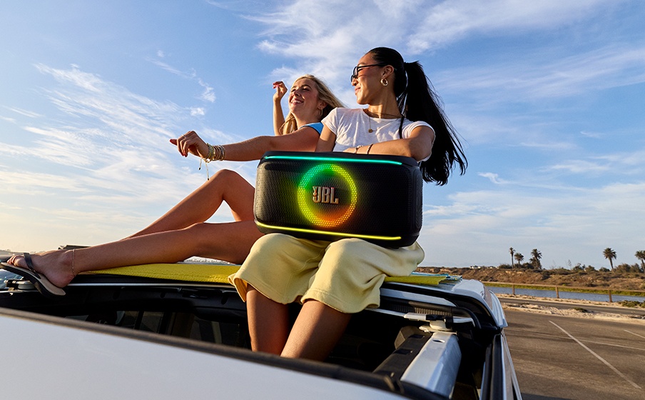 JBL PartyBox On-The-Go 2 phát nhạc ngoài trời