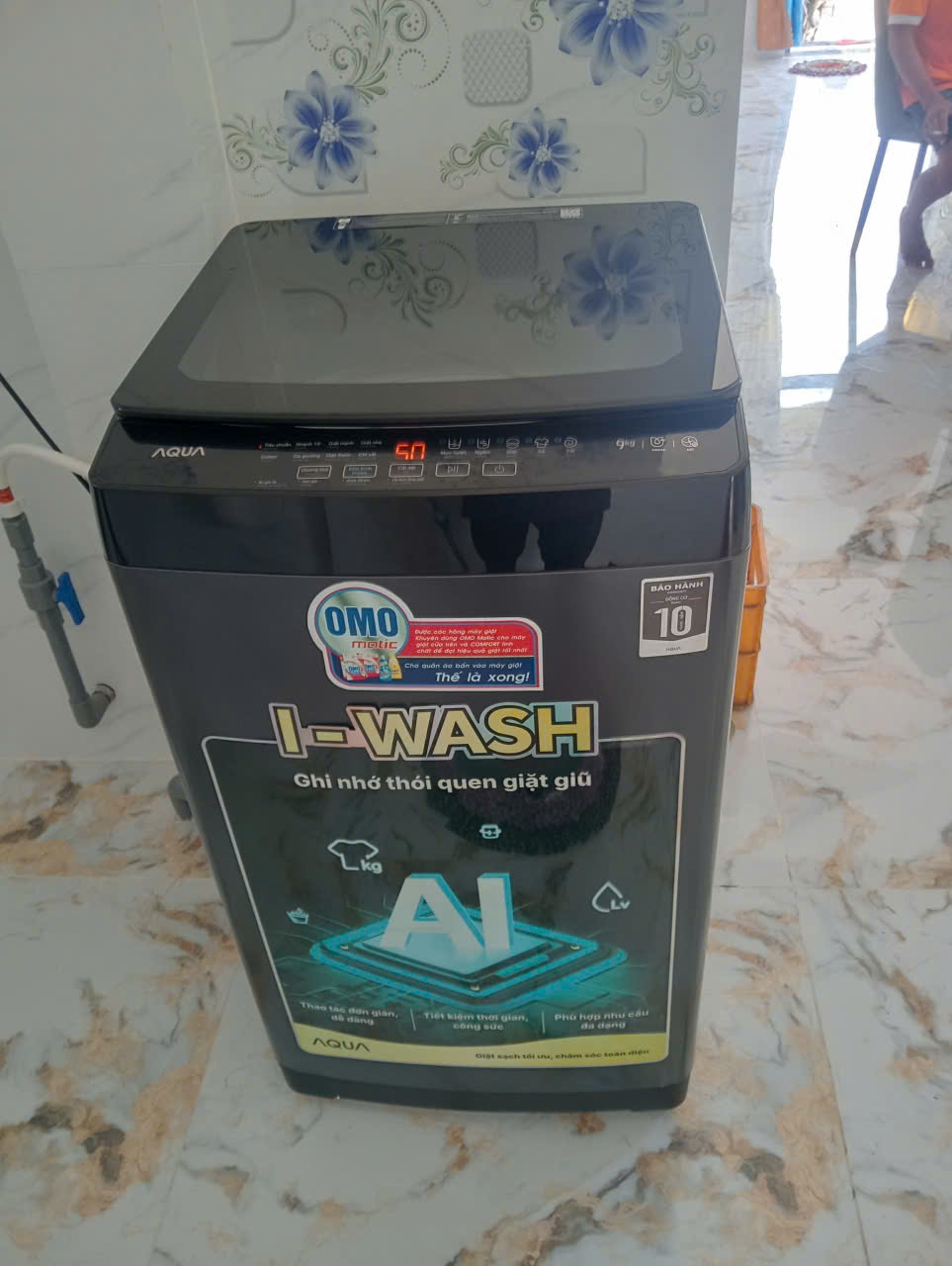 Máy giặt Aqua 9 kg AWM9-316K(B)