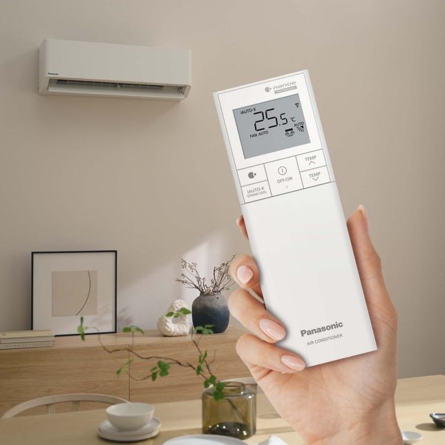 Bộ điều khiển từ xa không dây – Panasonic XU18BKH-8