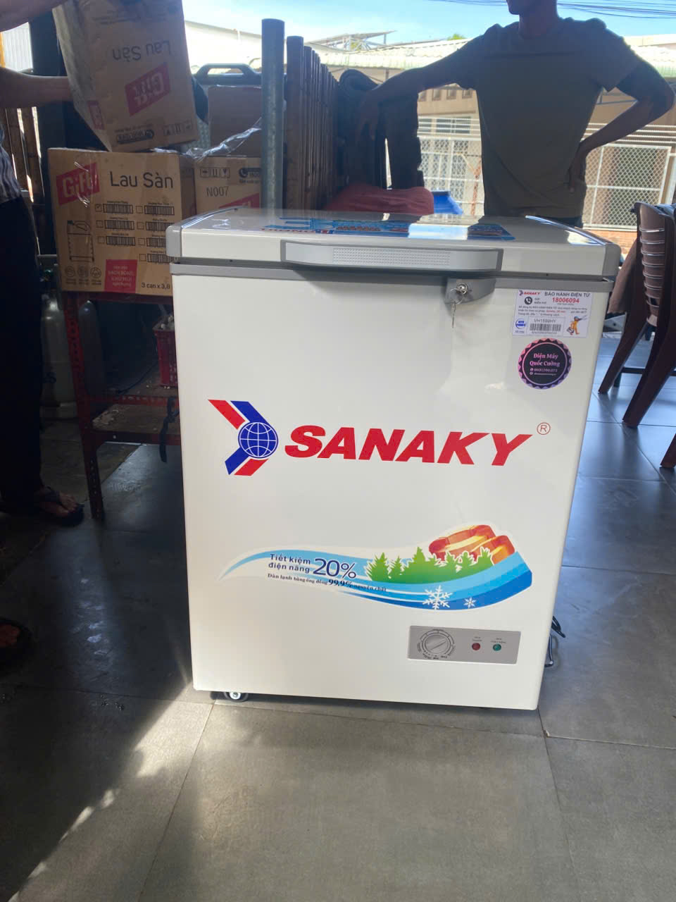 Tủ Đông Sanaky 100 Lít 1599HY