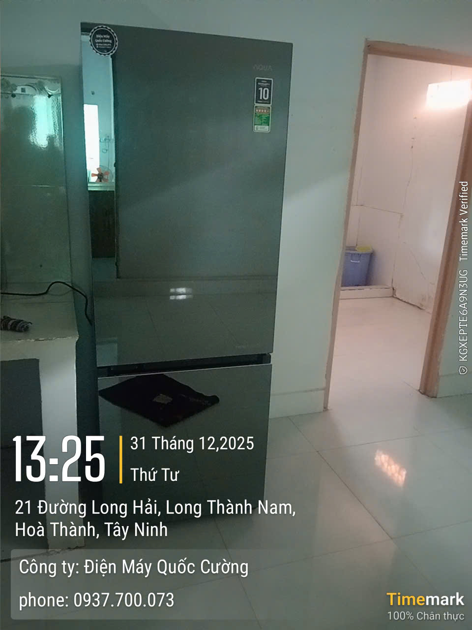 Tủ lạnh Aqua Inverter 292 lít AQR-B350MA(GM)