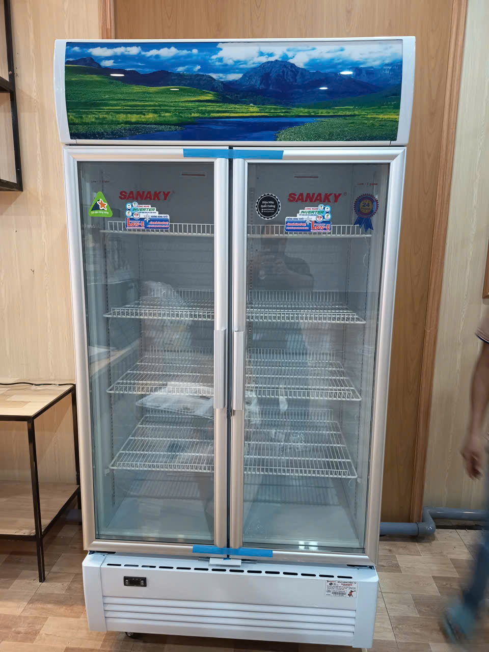 Tủ Mát Sanaky Inverter 900 Lít VH-1009HP3