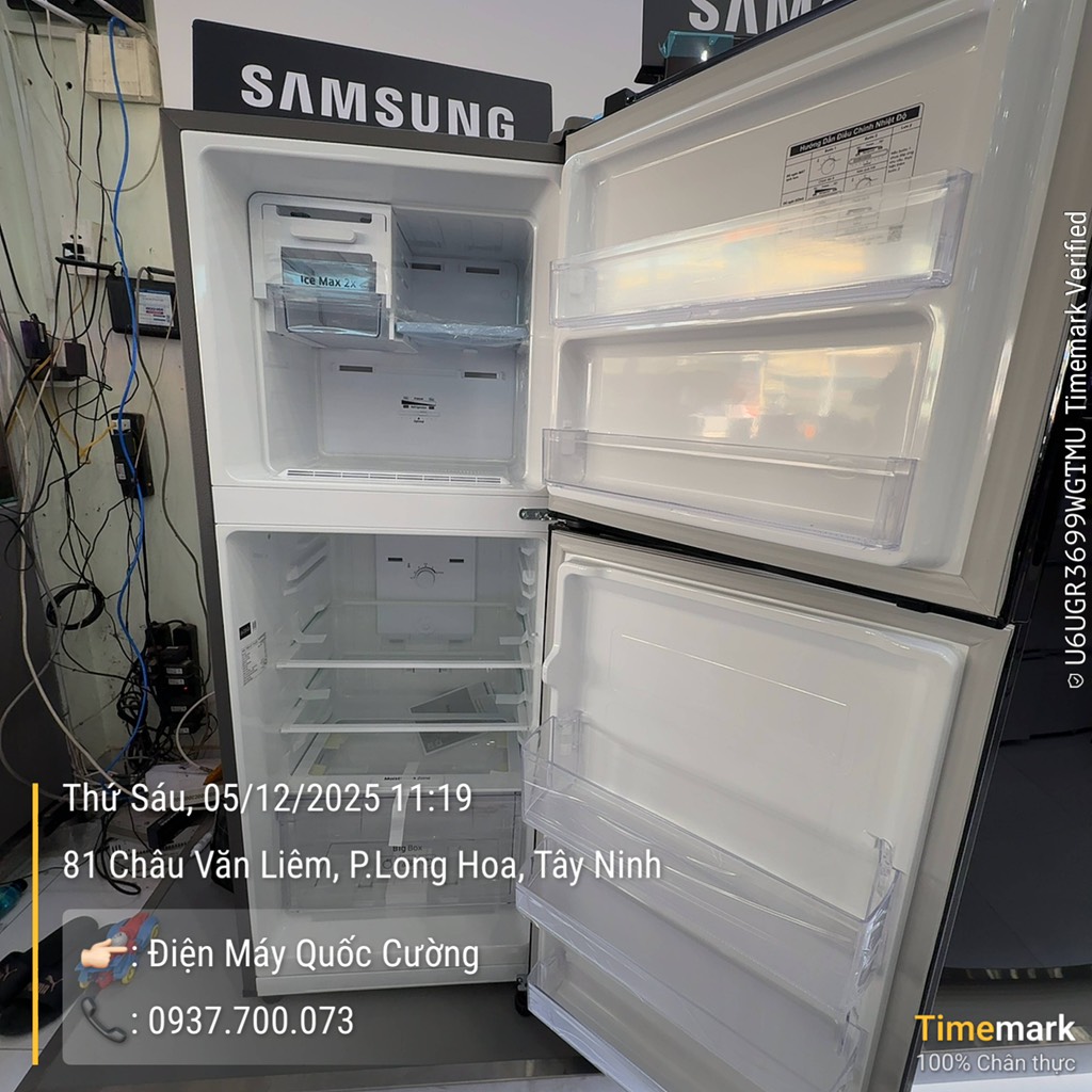 Tủ lạnh Samsung Inverter 208 lít RT20HAR8DBU/SV