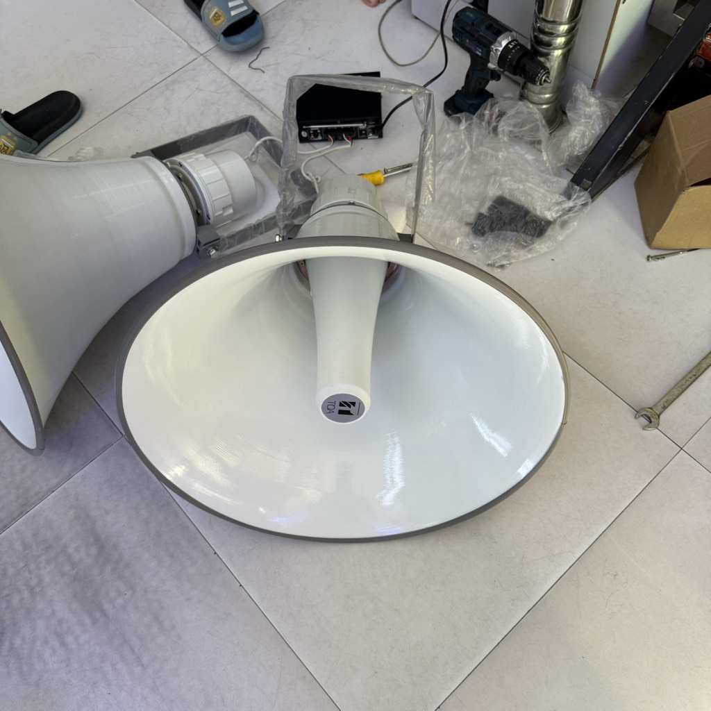 Loa phóng 50W họng tròn lớn