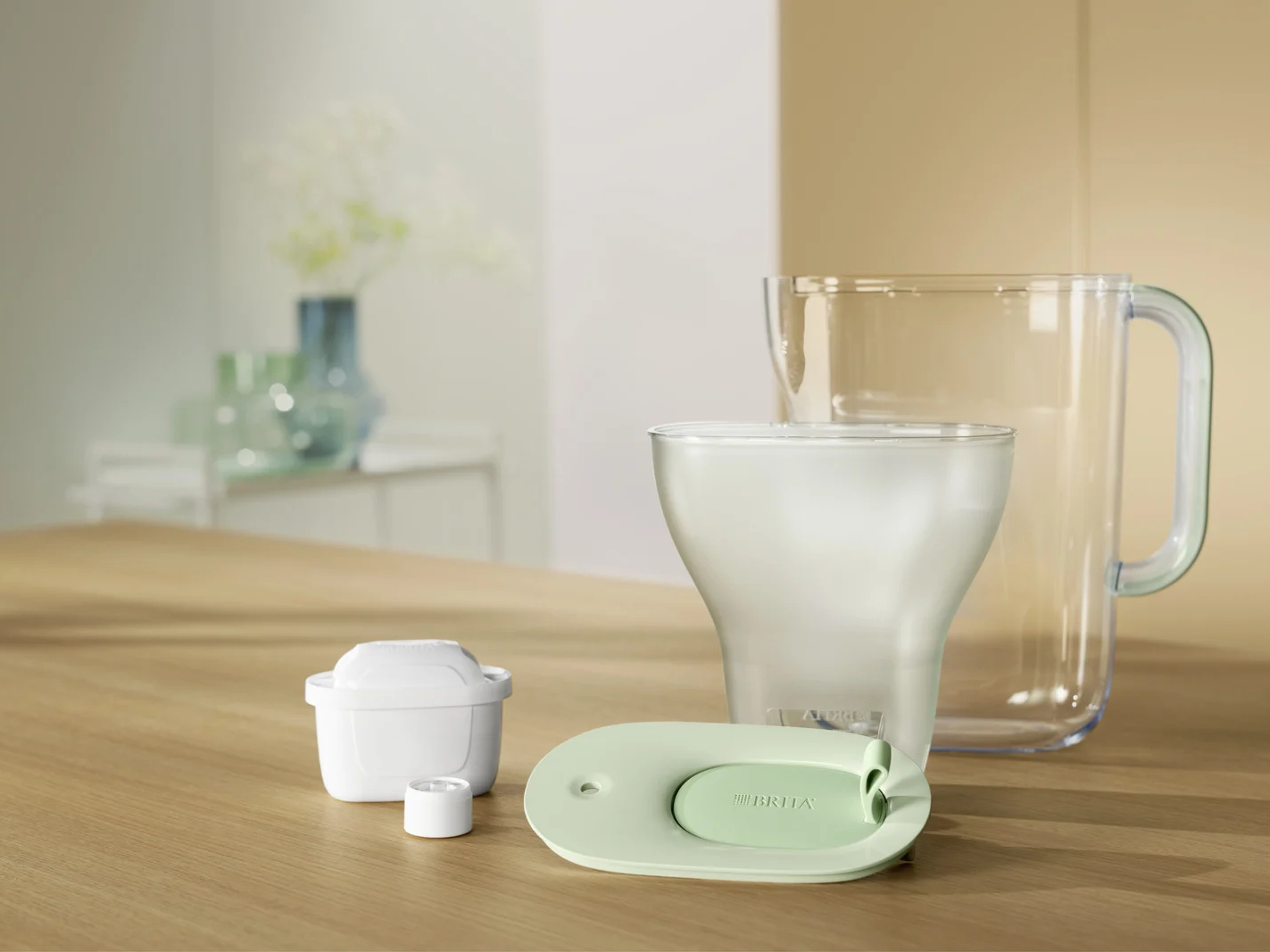 Bình lọc nước Brita Style Eco Sea Green 2.4L (có sẵn 3 lõi Maxtra Pro 150L) - ảnh minh họa
