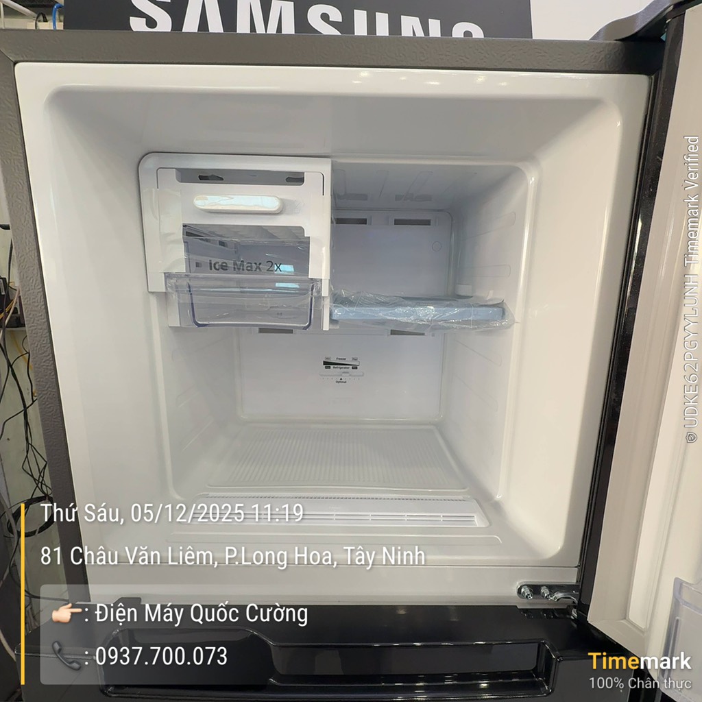 Tủ lạnh Samsung Inverter 208 lít RT20HAR8DBU/SV