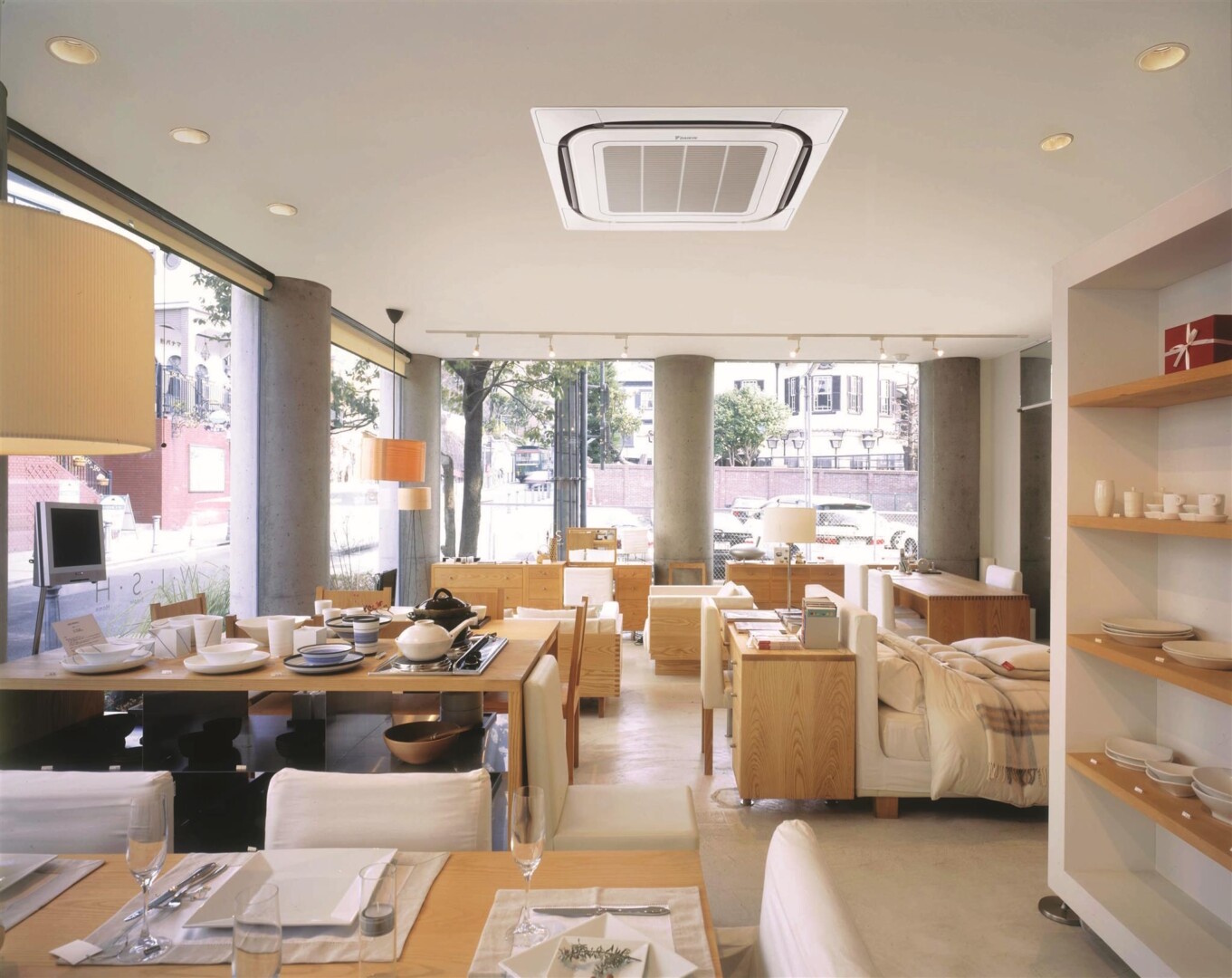 Điều hòa âm trần Daikin 1 chiều 48.000BTU FCC140AV1V/RC140AGY1V - ảnh sản phẩm