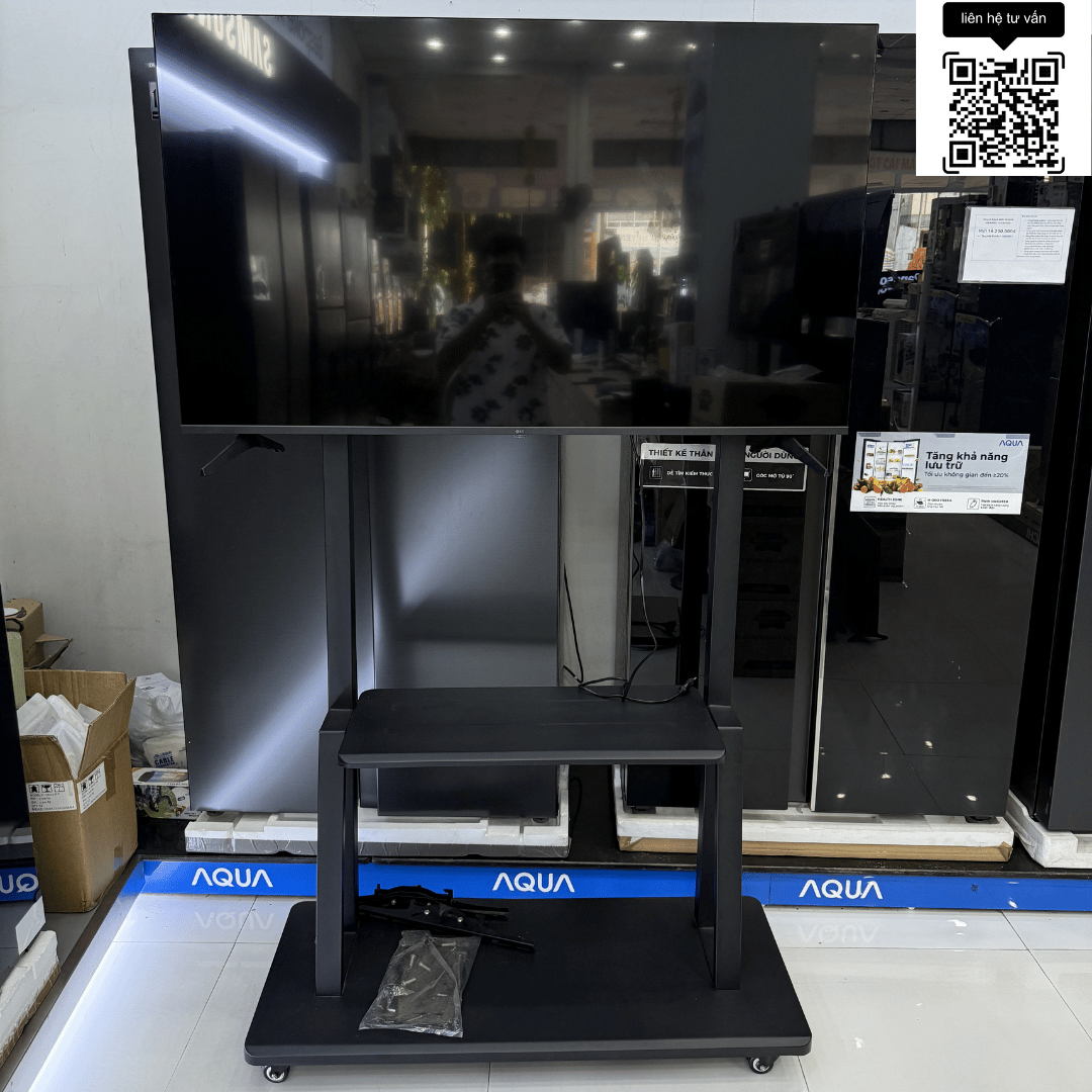 Giá treo Tivi di động E2500 ( 55 - 100 inch )