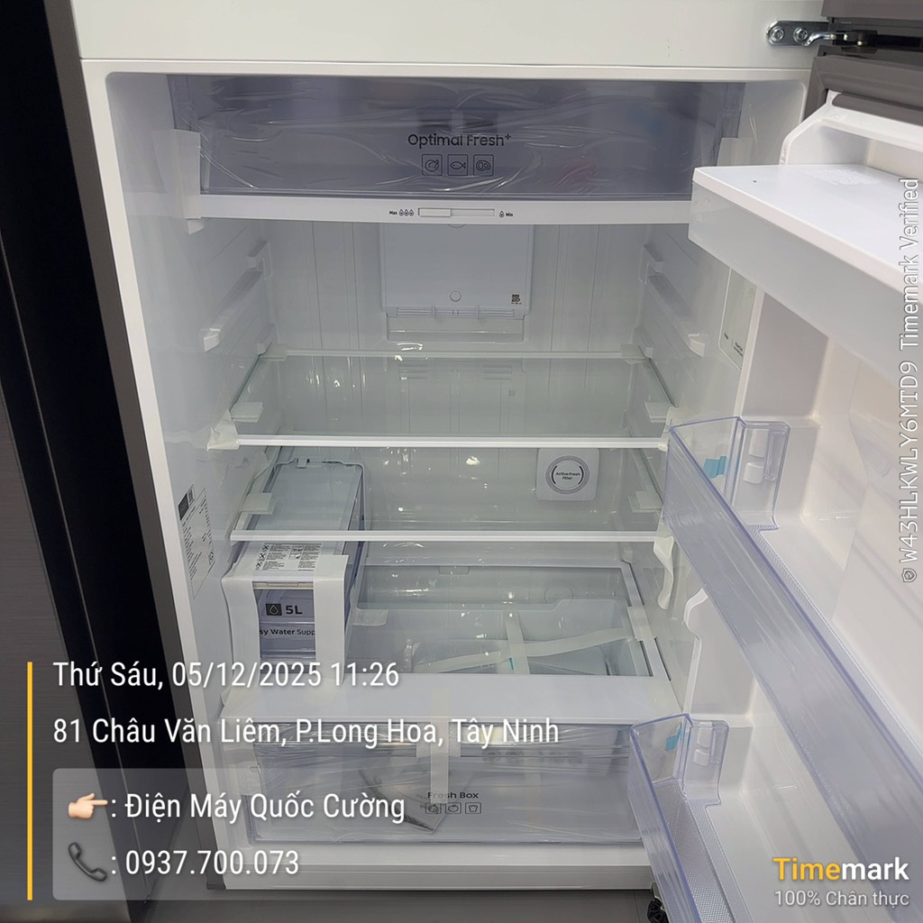 Tủ Lạnh Samsung RT38CG6584B1SV / 382 Lít / Đá tự động / Lấy nước ngoài / Cấp đông mềm / Bảo hành 2 năm