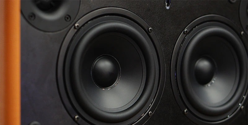 Loa karaoke Sumico BT S52 bass 13.2cm 100W - tổng quan