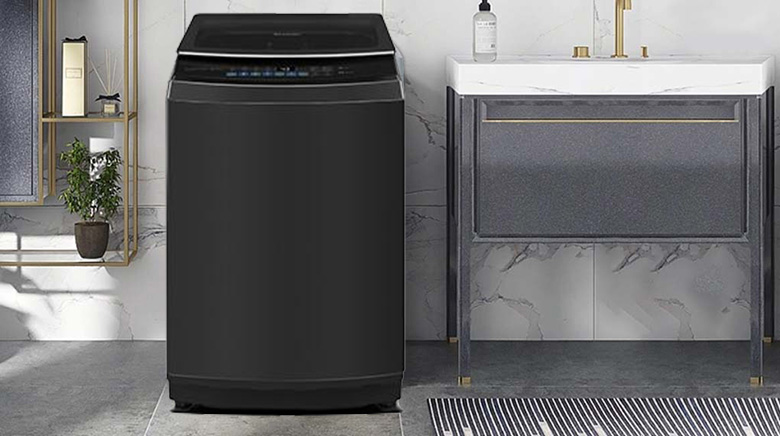 Máy giặt Sharp ES-TM105CD-DS trong phòng tắm