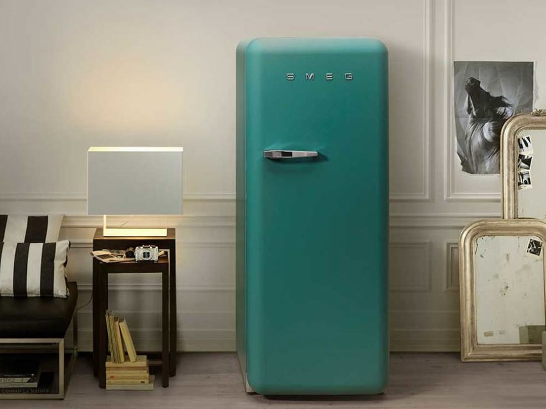 Tủ lạnh 270 lít Smeg FAB28RDEG6 - màu xanh emerald - Cửa tủ kim loại sơn tĩnh điện – Bền đẹp theo thời gian