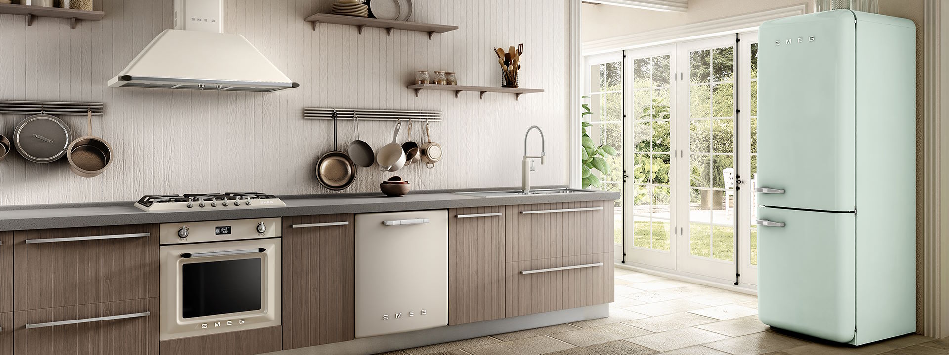 Tủ lạnh Smeg FAB38 - Dung tích lớn đáp ứng nhu cầu lưu trữ đa dạng