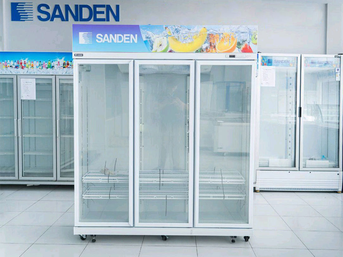 Tủ mát Sanden YPC-1650 thiết kế