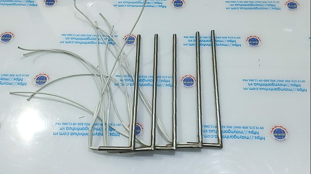 Điện trở 1 đầu dạng L phi 8 dai 60x260 điện 220V công suất 600W