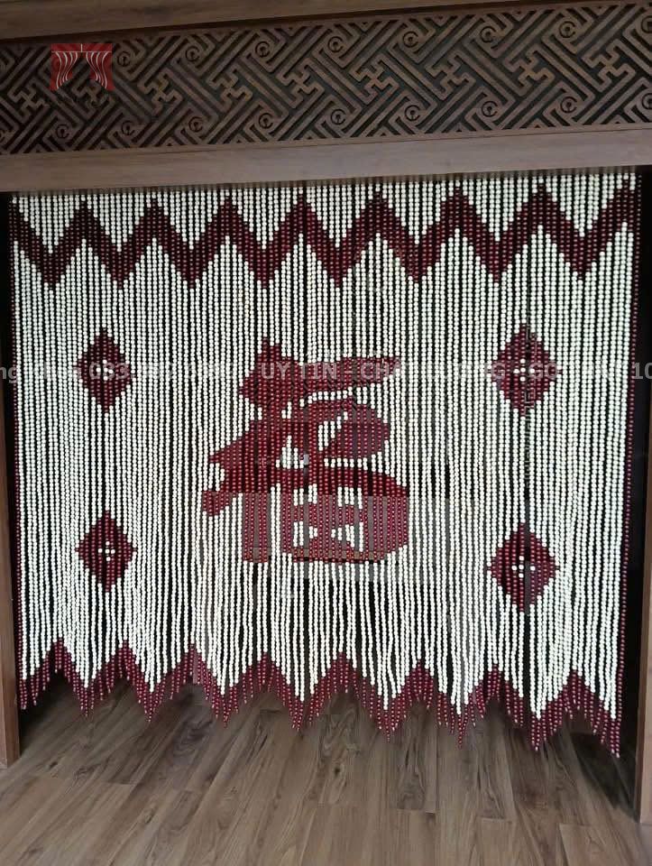 Rèm che phòng thờ chữ Phúc hán