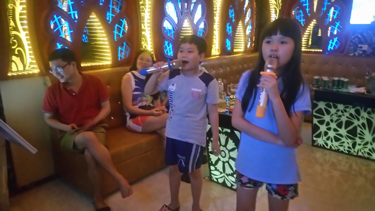 Phòng karaoke