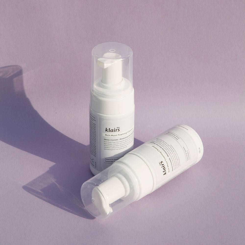 Sữa Rửa Mặt Dạng Bọt Dưỡng Ẩm Da Klairs Rich Moist Foaming Cleanser 100ml