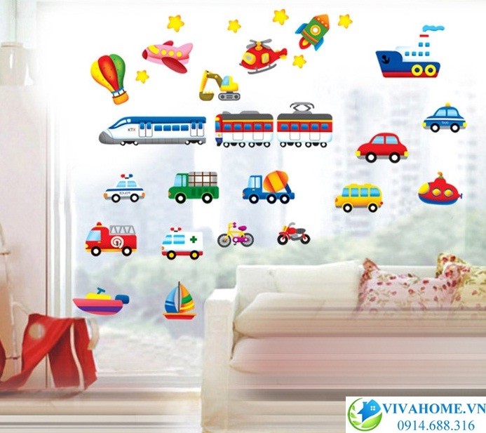 Decal dán tường phương tiện giao thông của Vivahome sẽ mang lại cho căn phòng của bạn vẻ ngoài tươi mới và trẻ trung. Hình ảnh phương tiện giao thông với màu sắc và hình dáng độc đáo sẽ khiến bạn cảm thấy bắt mắt và vui vẻ. Bạn sẽ muốn trang trí toàn bộ căn phòng của mình với sticker này.