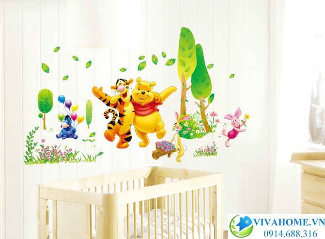 Decal dán tường Gấu pooh đi chơi