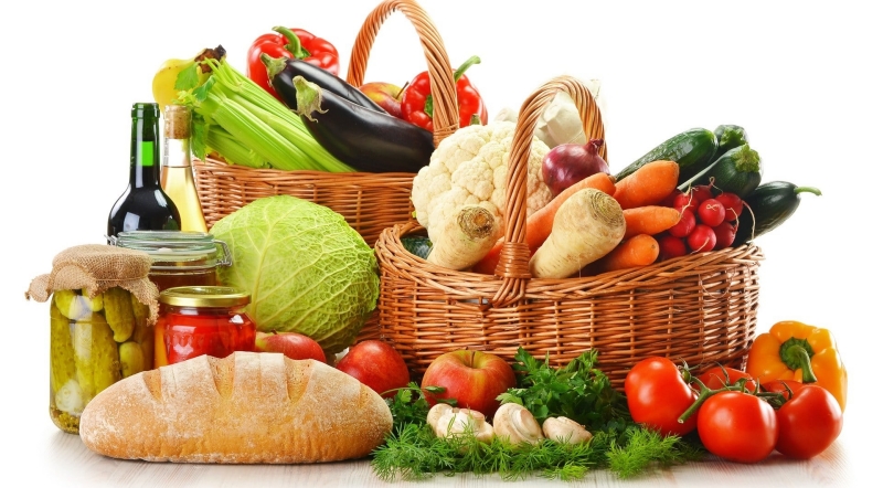 Bổ sung dưỡng chất hợp lý giúp giảm đau chân tóc.