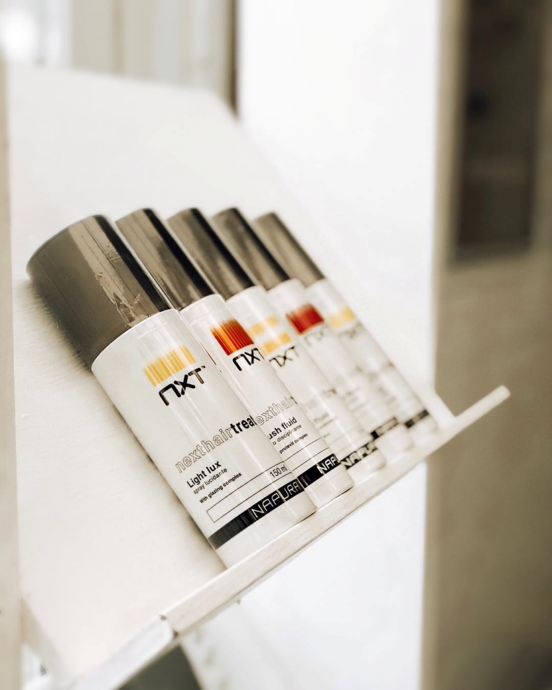 Sử dụng dưỡng chất chăm sóc tóc tẩy