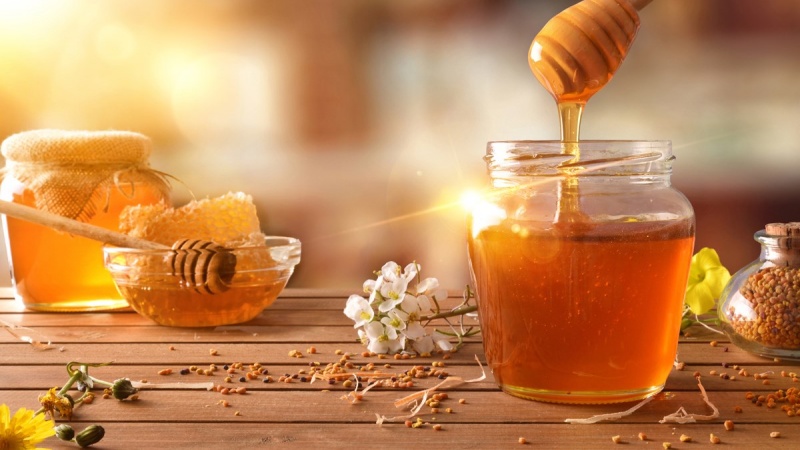 Trị ngứa da đầu bằng mật ong