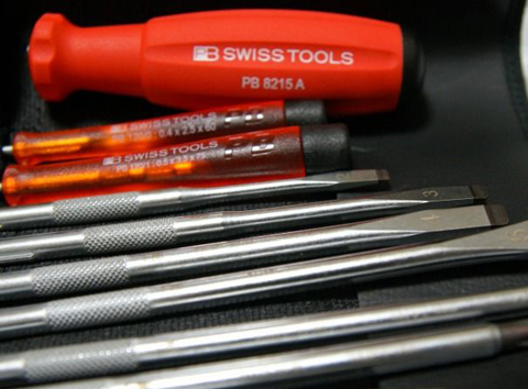 PB 8215- Có gì bên trong bộ tô vít sang chảnh được ưa chuộng?