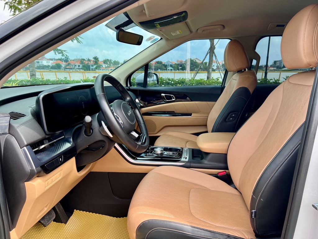 Kia Carnival Premium 2022