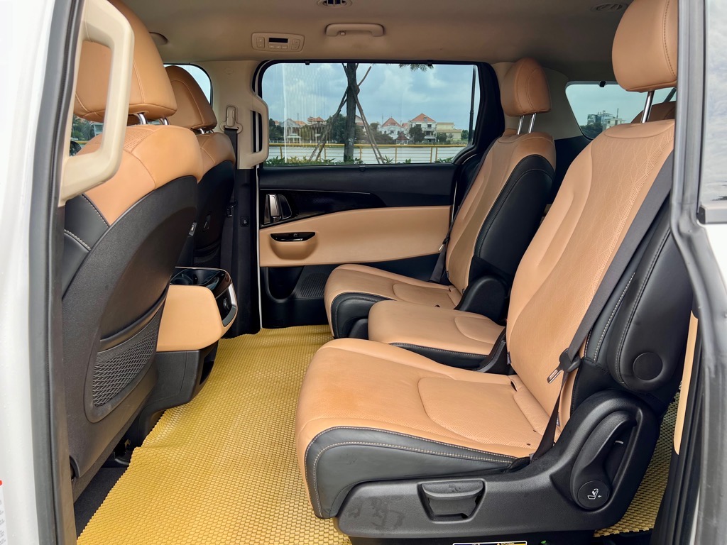 Kia Carnival Premium 2022