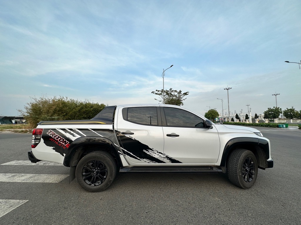 Mitsubishi Triton 2022