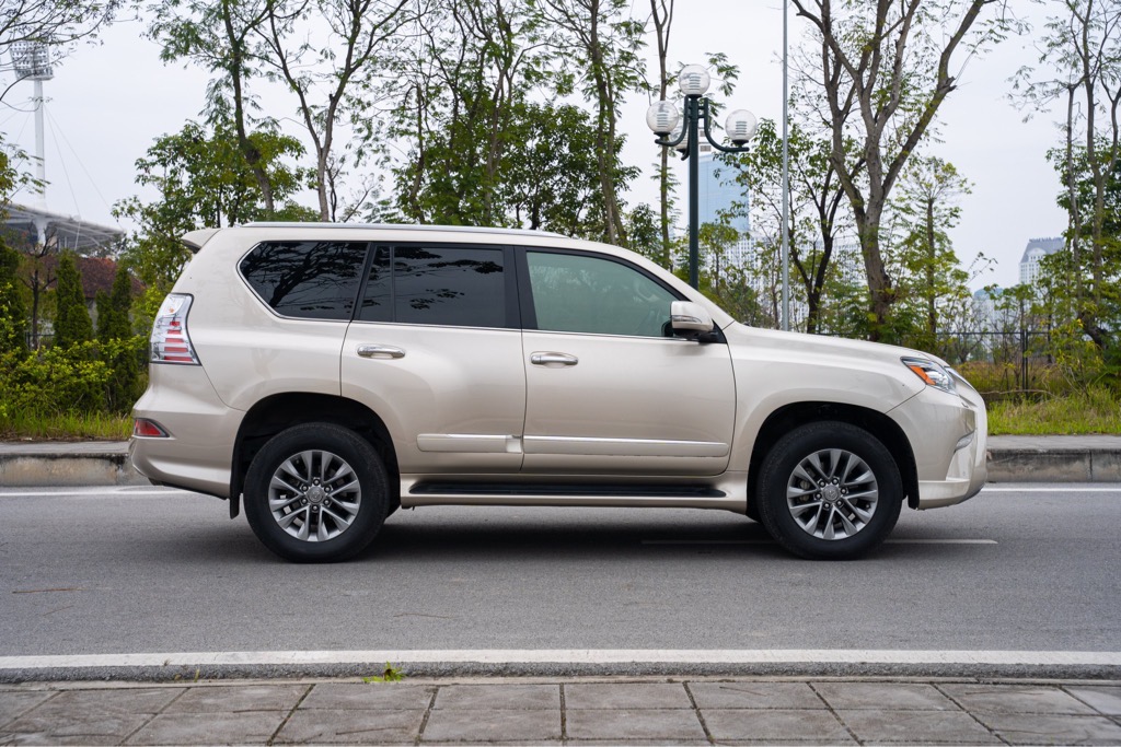 Lexus GX460 2016