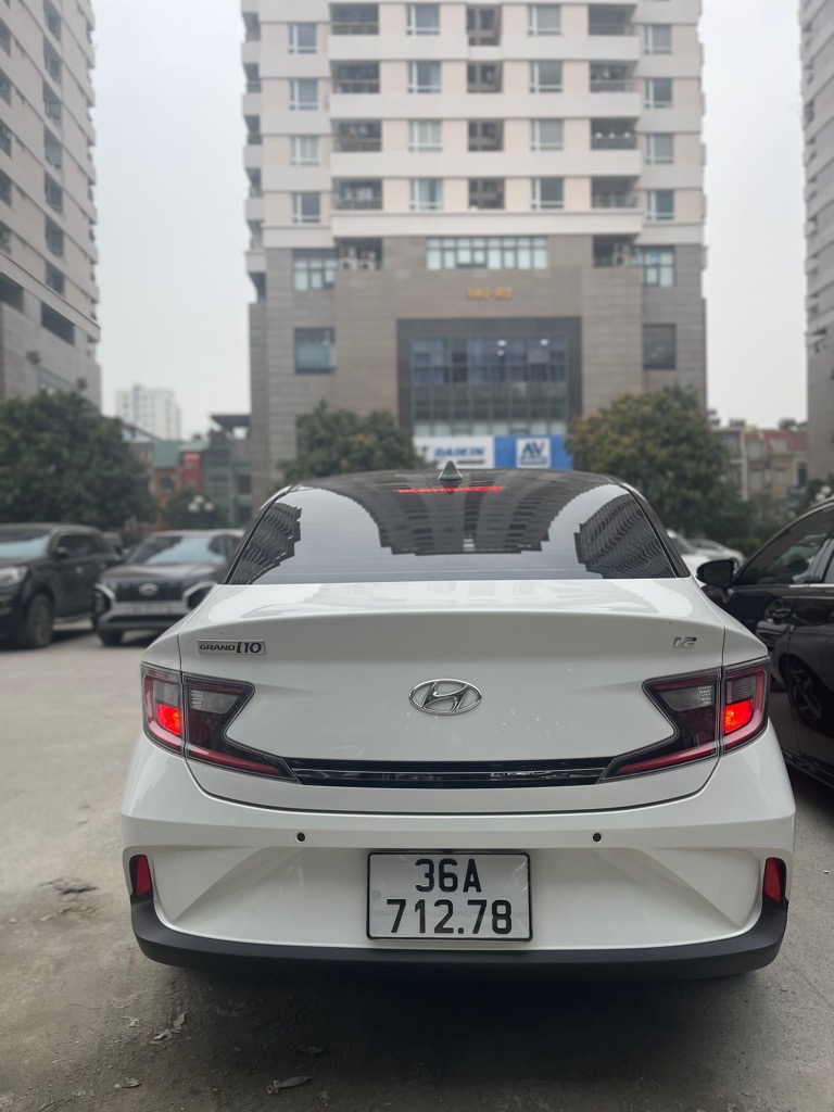 Hyundai I10 1.2AT 2021 full