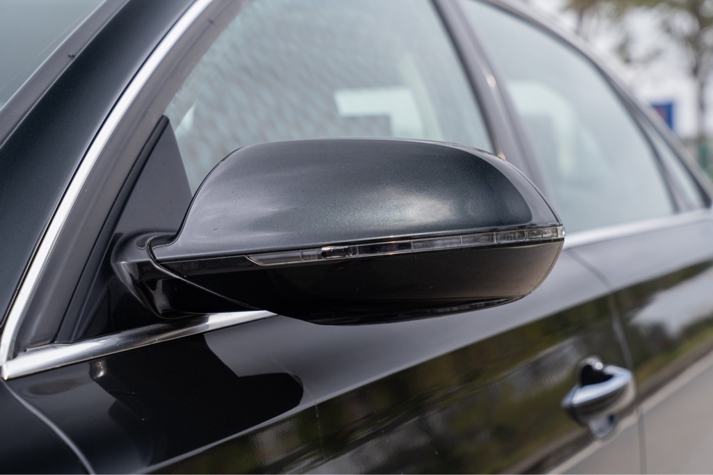 Audi A8L 2011
