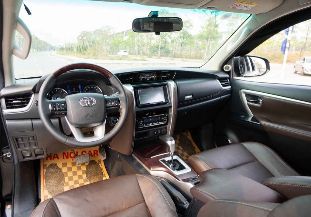 TOYOTA FORTUNER 2.7V 4x2 2017