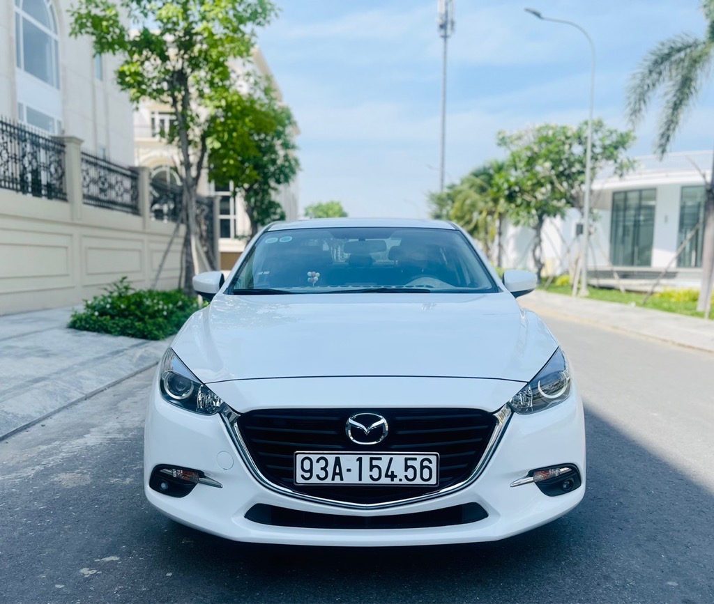 Mazda 3 Luxury 2019