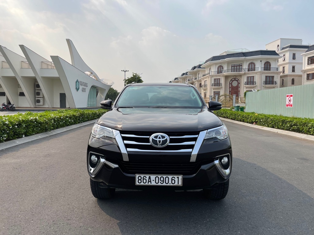 Fortuner 2.7V 4x4 2018 xăng