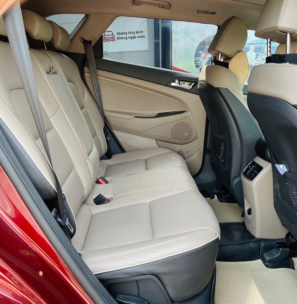 Hyundai Tucson 2.0AT đặc biệt 2020