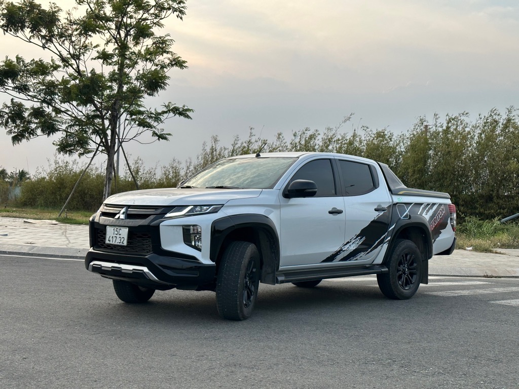 Mitsubishi Triton 2022