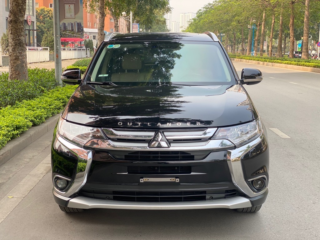 Outlander 2.4 4x4 Premium 2018